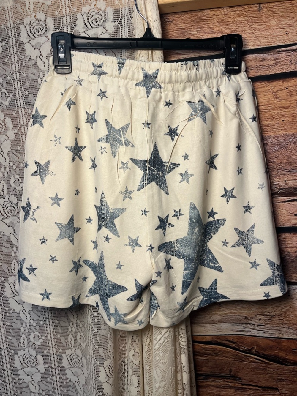 Origami Brand NWT Star Lace Sequin Patch Shorts (260) - Picture 7 of 9